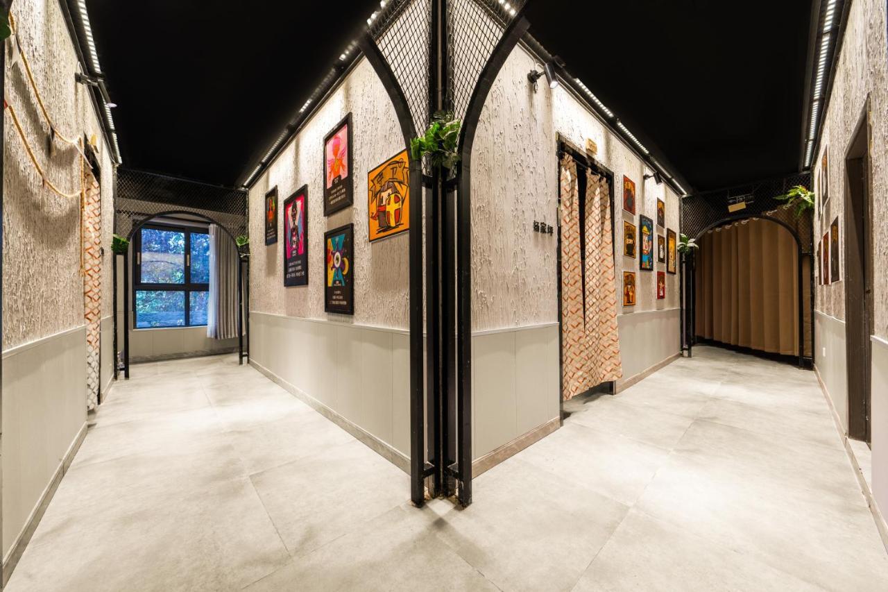 Riverside International Youth Hostel阅江老院青年旅舍 Tsjoengking Buitenkant foto