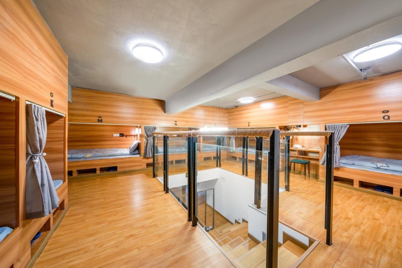 Riverside International Youth Hostel阅江老院青年旅舍 Tsjoengking Buitenkant foto