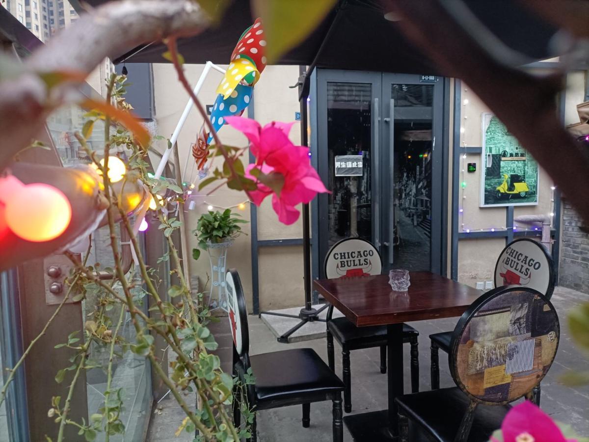 Riverside International Youth Hostel阅江老院青年旅舍 Tsjoengking Buitenkant foto