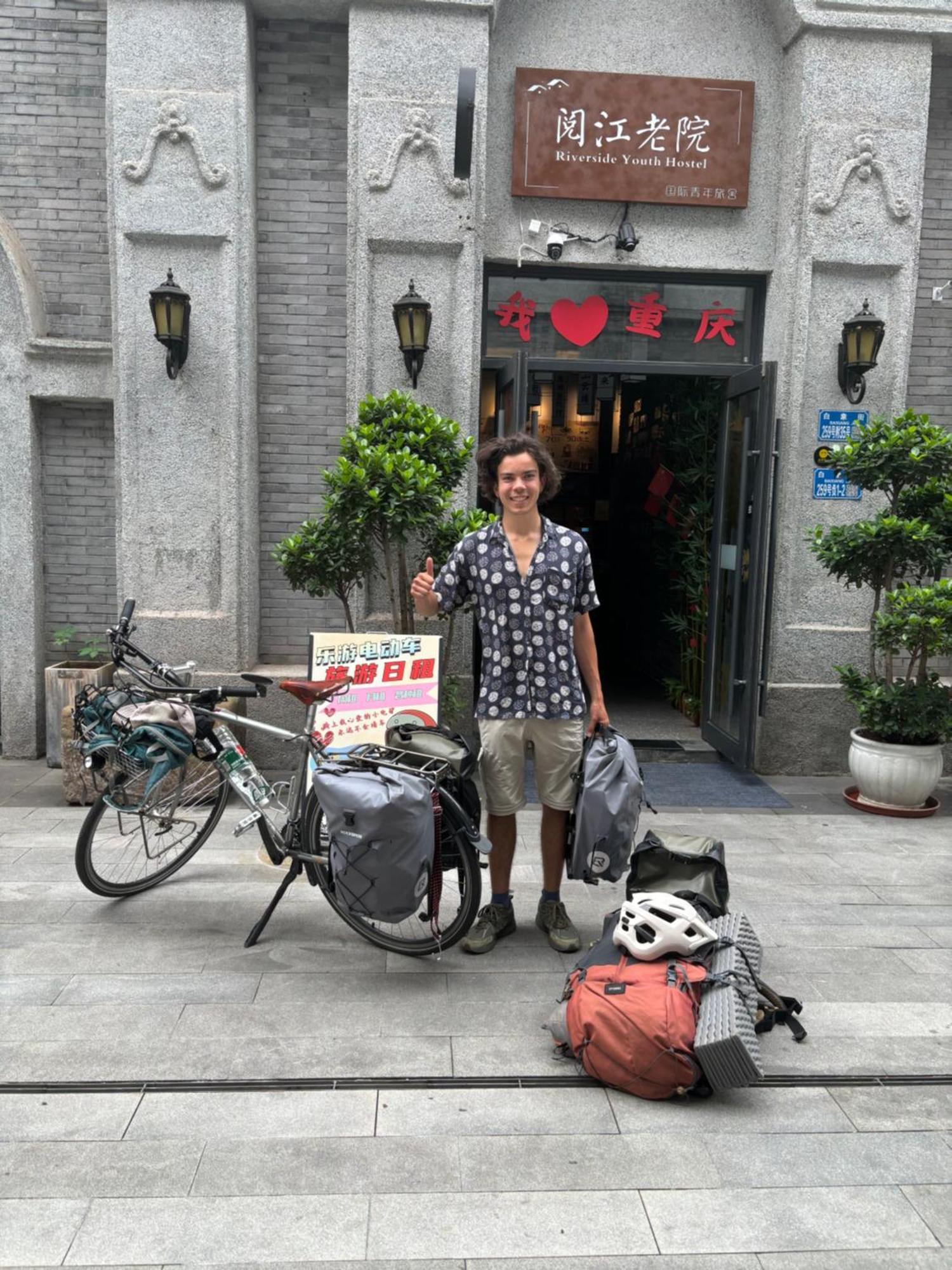 Riverside International Youth Hostel阅江老院青年旅舍 Tsjoengking Buitenkant foto
